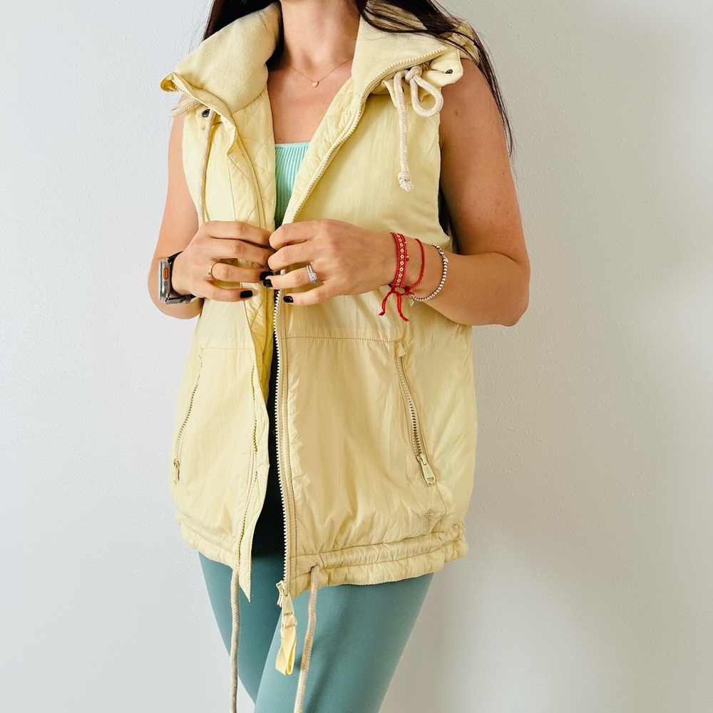 Free People care fp round & round recycled quilted puffer melon shell vest